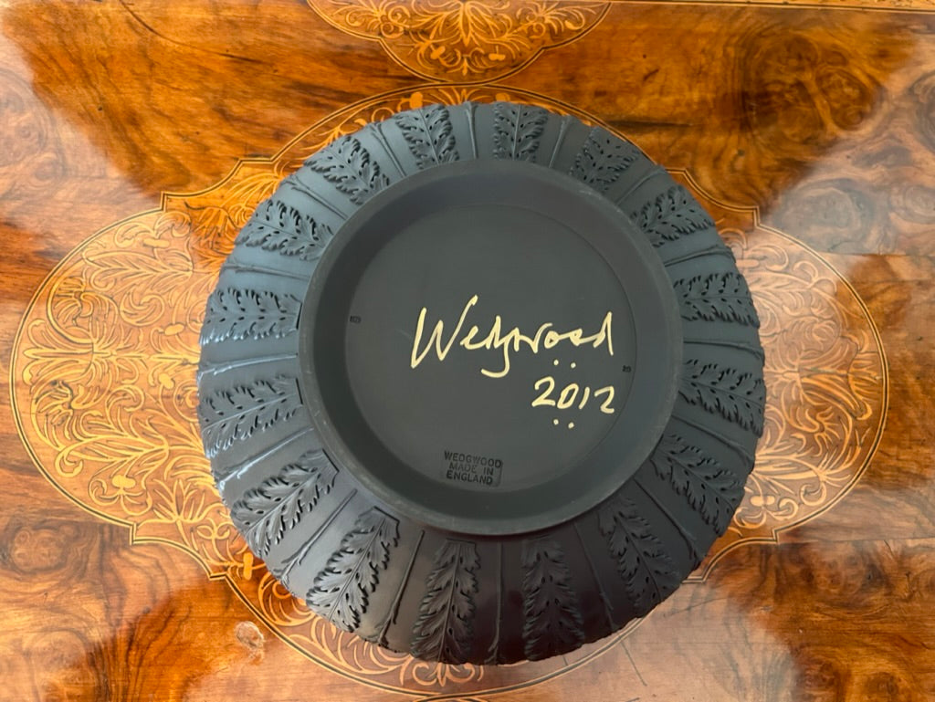 Wedgwood Basalt Black Acanthus Bowl