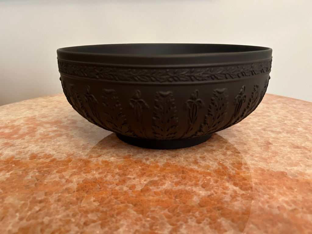 Wedgwood Basalt Black Acanthus Bowl