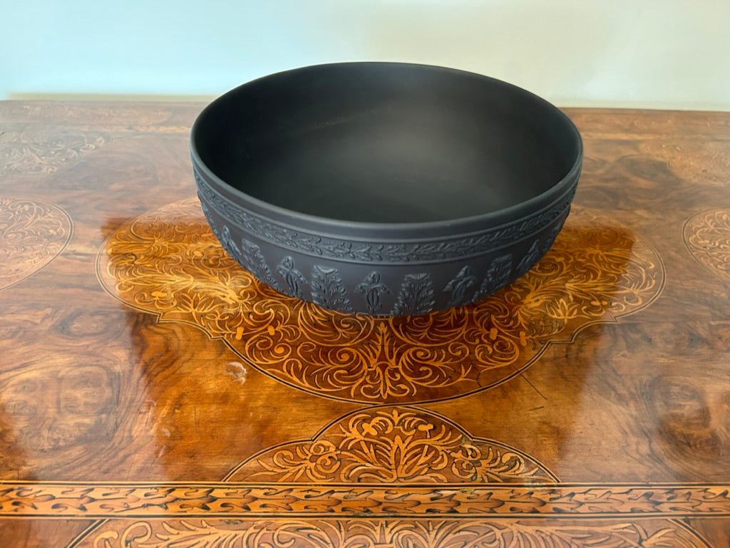 Wedgwood Basalt Black Acanthus Bowl