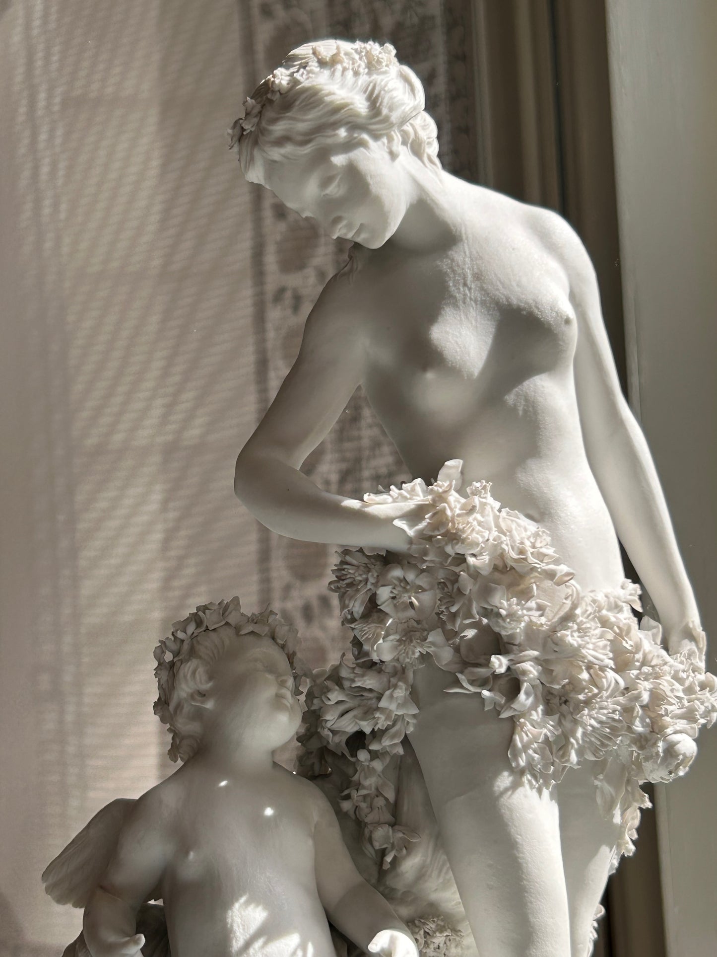 French Bisque Porcelain Group of Venus and Cupid, Mid 19th Century