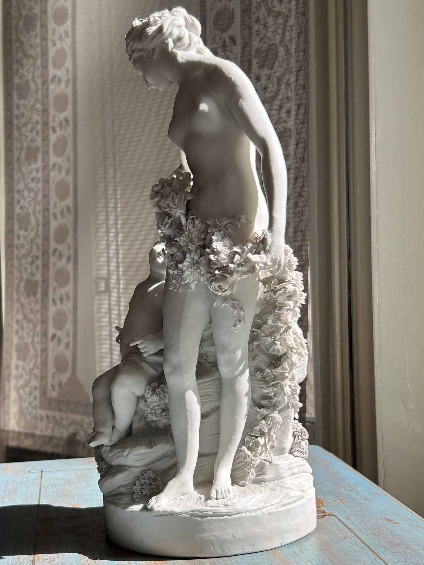 French Bisque Porcelain Group of Venus and Cupid, Mid 19th Century