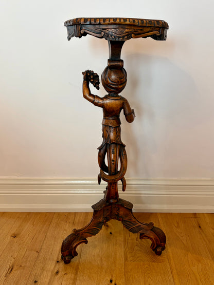 Antique Italian Walnut Pedestal Table With Carved Putti, 19th Century