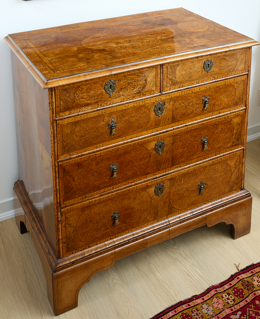 18th Century English Burled Walnut Chest of Drawers